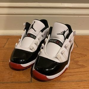 AIR JORDAN 11 RETRO LOW TD 'CONCORD-BRED' NO SHOE LACES